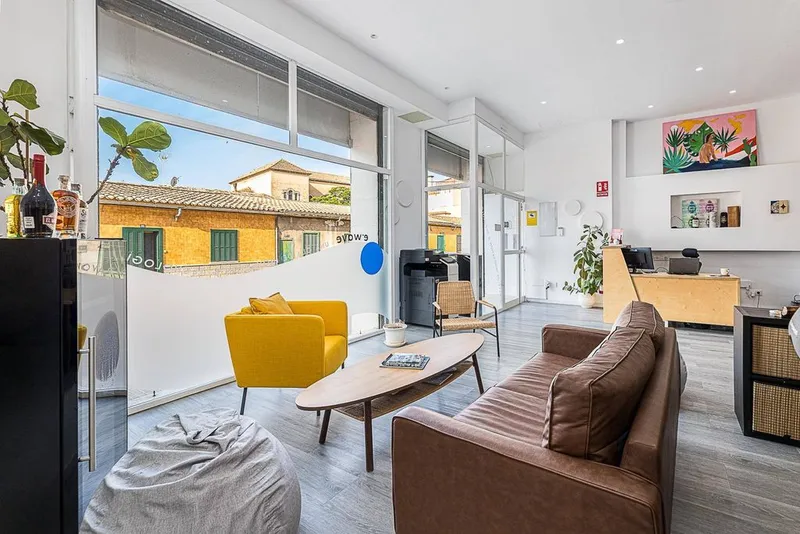 Office in Palma de Mallorca, Province of Balearic Islands — photo 5