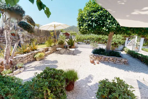 Petra: Top-maintained finca with pool in absolute tranquility in Petra with views of the Bonany mountain — photo 6