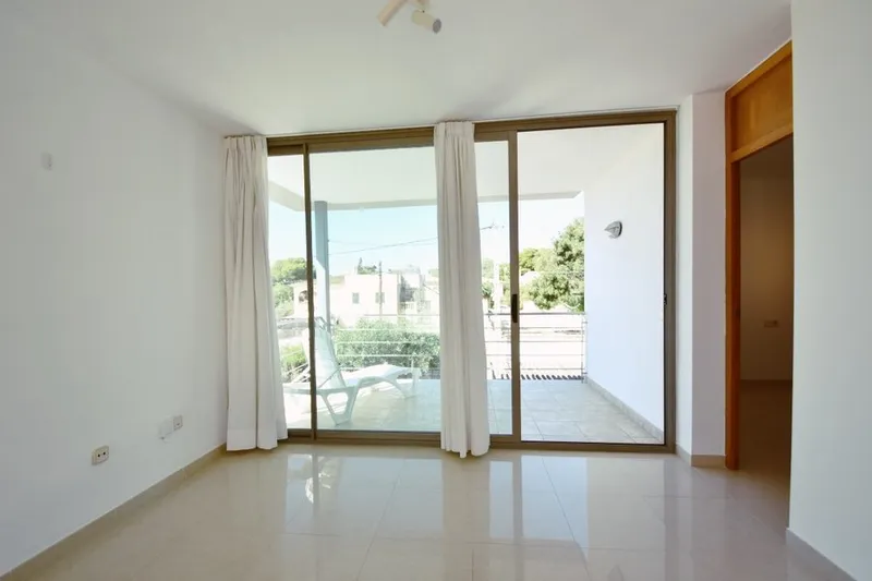 Modern house near the sea in Sa Rapita — photo 11