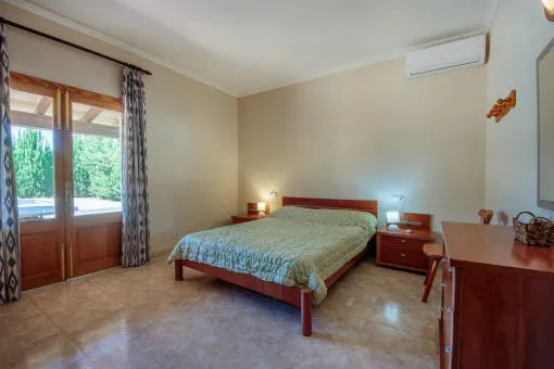Pollensa, ground-level finca with rental license and pool on a quiet side street in Port de Pollença — photo 8