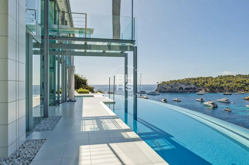 Villa for sale in Sol de Mallorca — photo 8