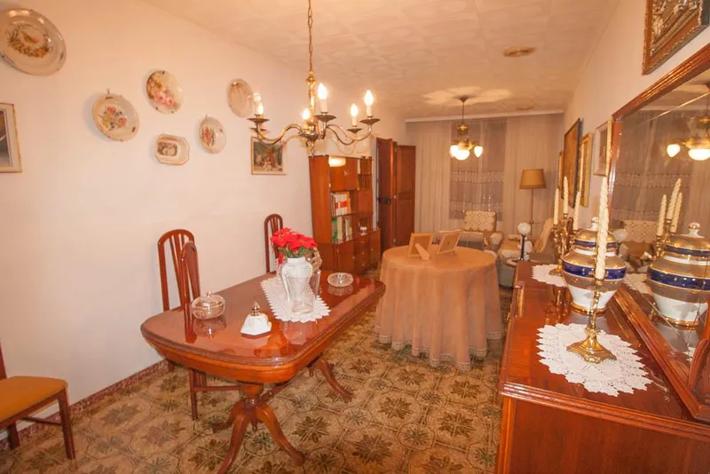Town House — photo 3