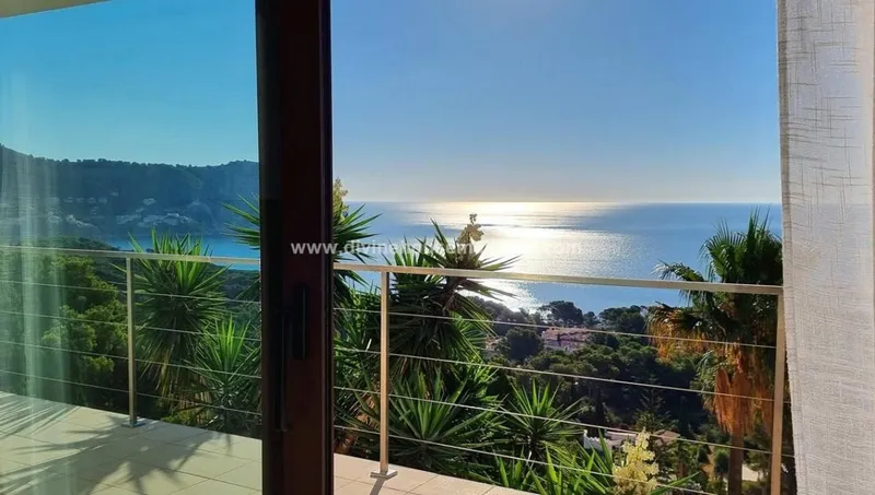 Penthouse with sea views and tourist rental license — photo 2