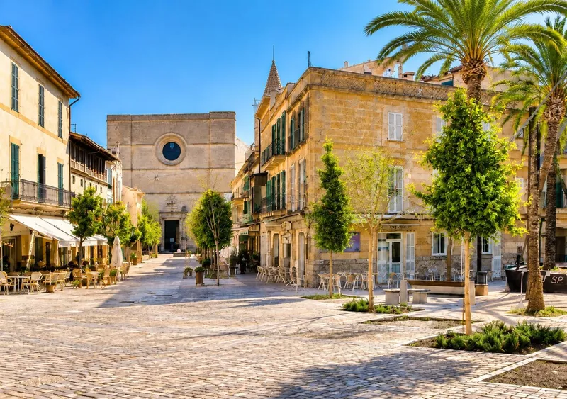 Authentic Mallorcan House with Charm and Great Potential — photo 10