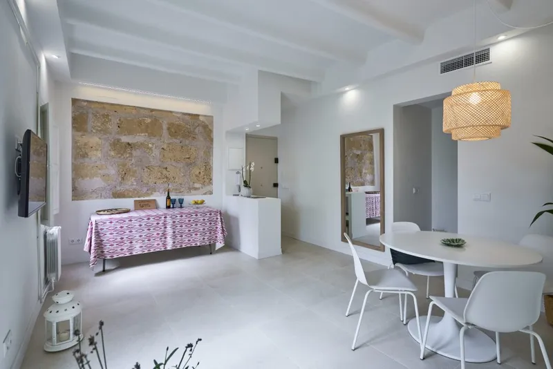 Ref 2024; Renovated penthouse with sea views for sale in El Terreno — photo 11