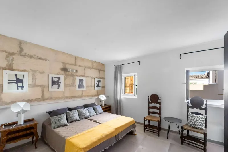 188m² townhouse with 6 rooms and roof terrace for sale — photo 1