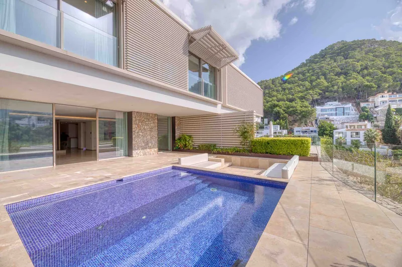 Villa in Port Andratx - Private terrace with pool — photo 1