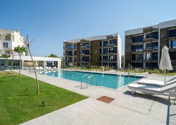 Flat / apartment in Palmanova, Calvià — photo 1