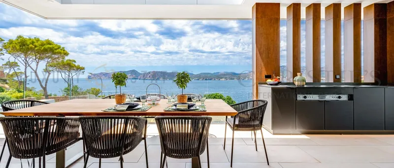 Modern new build luxury villa in Santa Ponsa on Mallorca with sea views — photo 5