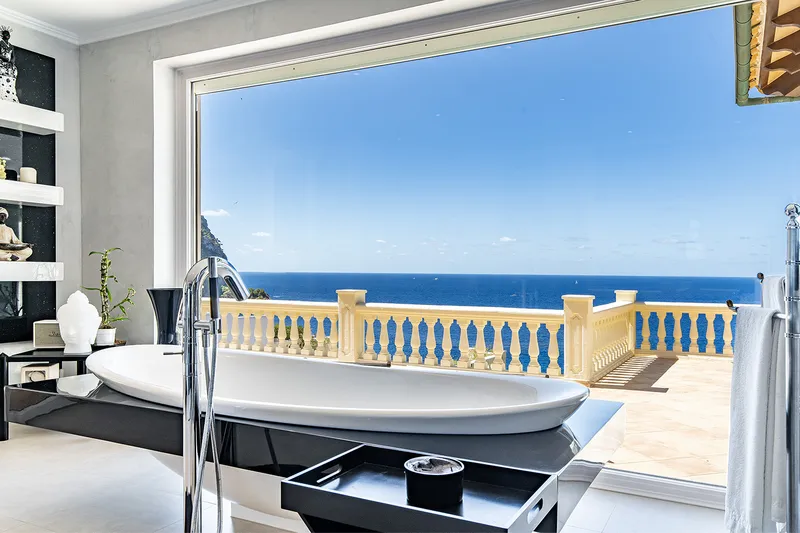 Villa with Guest Apartment for Sale in Port Andratx — photo 8