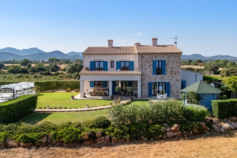 Finca with coastal views and private vineyard near Portocolom — photo 3
