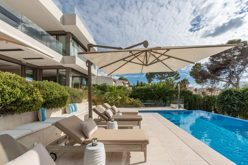 High-quality villa for sale in Santa Ponsa with spectacular sea views — photo 4
