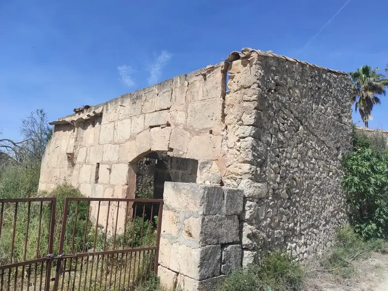 Fantastic Estate of 17,700m2 for Sale with Project for a 290m2 Single-Family Home in the Municipality of Sineu — photo 2