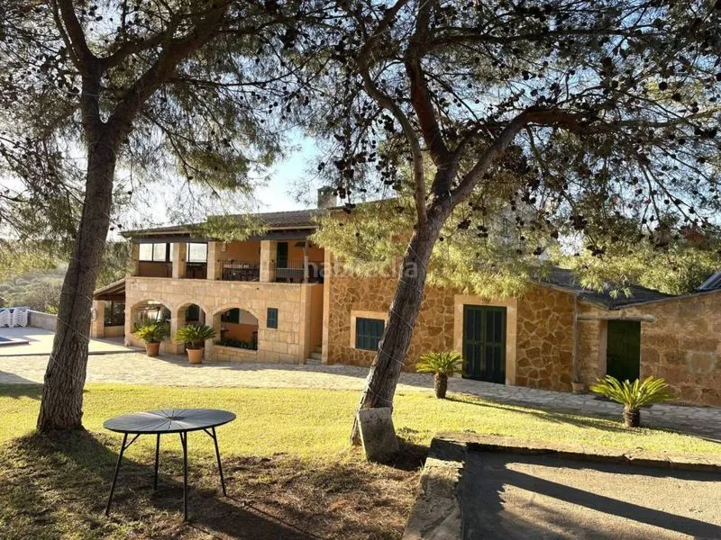 Rental chalet in Polígono Son Cifre de Baix. Exclusive winter rental finca with 6 bedrooms in the heart of — photo 1