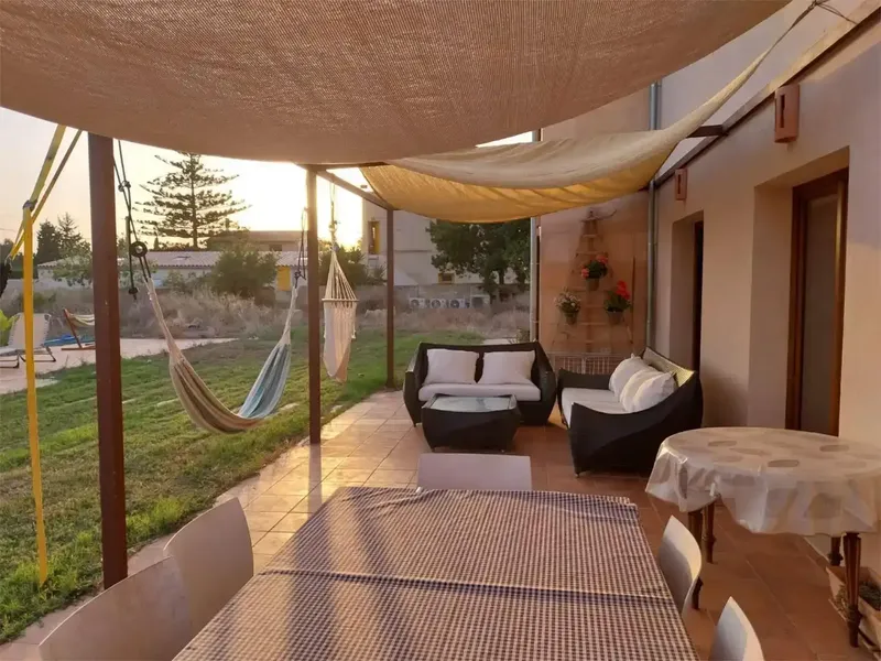 ALQUILER DE TEMPORADA [redacted] DÍAS DESDE EL 25 DE JULIO. Es una vivienda amplia, muy cómoda y bien aislada. Tiene una cocina abierta al com — photo 7
