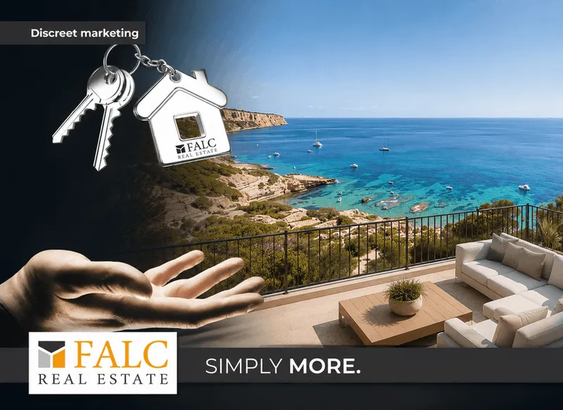 A luxury villa in a class of its own with panoramic ocean views in a prime location — photo 1