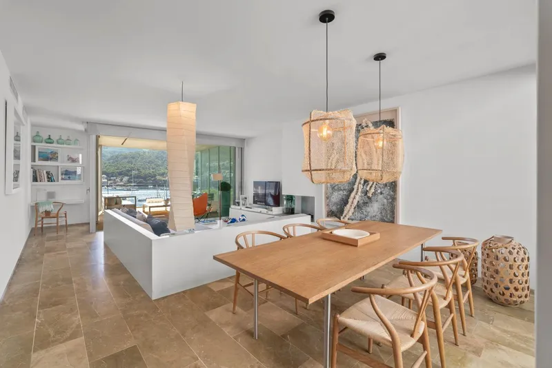 Modern Penthouse with Private Pool by the Sea — photo 2