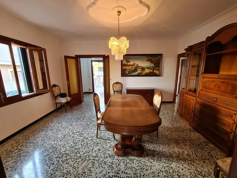 Bonita planta baja techo libre en Pórtol. Salón, 3 habitaciones, 1 baño. Dispone de una terraza delantera y otra solarium con acceso directo — photo 9