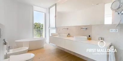 Real estate picture 0 Ref. No. 65814 — photo 8