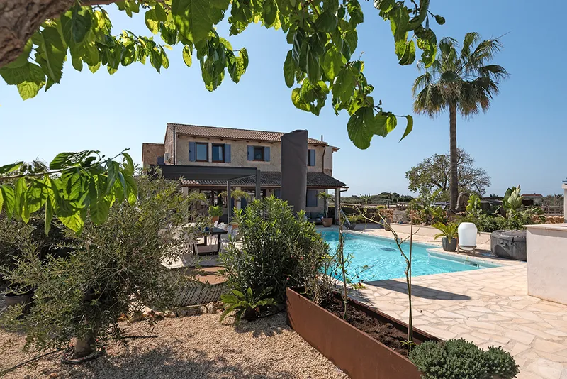 Renovated finca with pool in Galdent, Llucmajor — photo 5