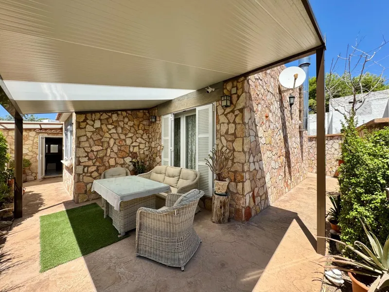 Chalet for sale in Cala d’Or — photo 1