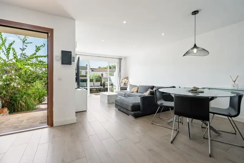Bright townhouse for sale in Portals Nous — photo 5