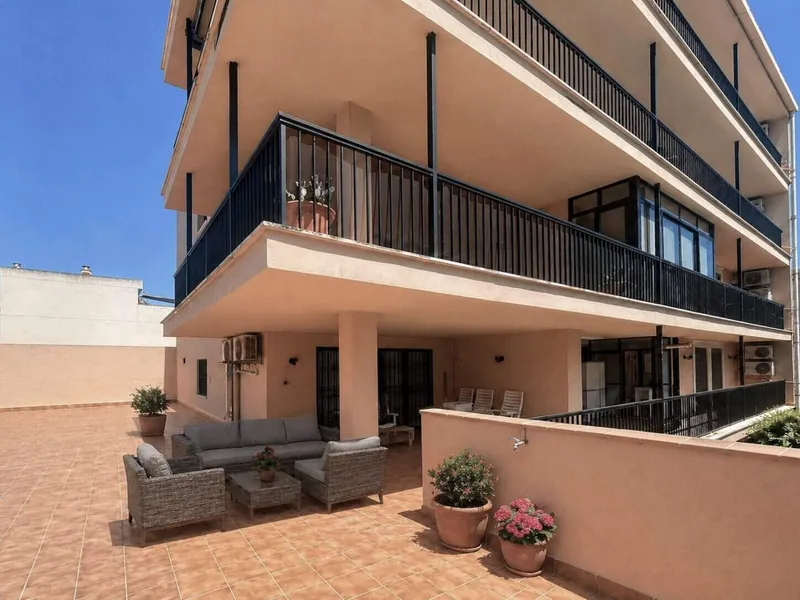 253m² apartment with 6 rooms, 2 bathrooms & terraces for sale — photo 1