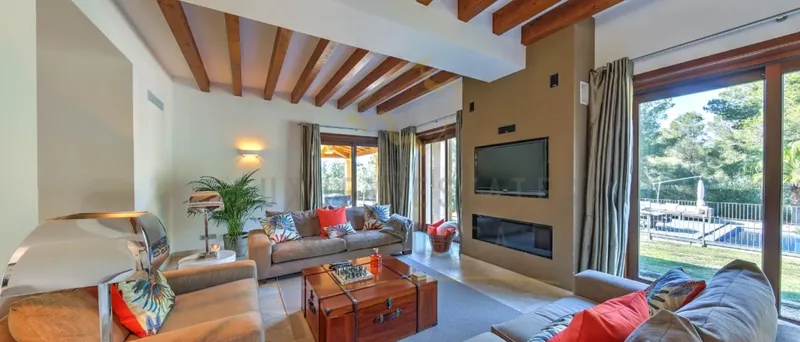 Large, modern natural-stone villa in Santa Ponsa in a sought-after residential area — photo 1