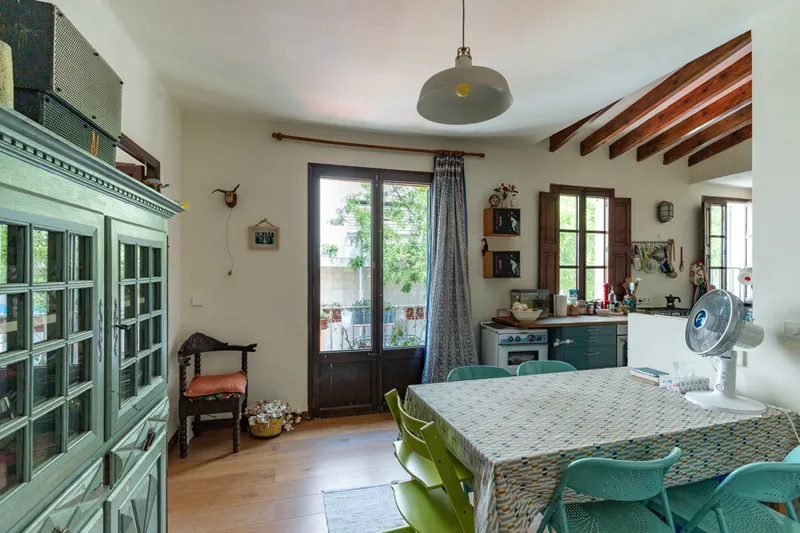Charming Renovated Penthouse in the Heart of Santa Catalina — photo 1