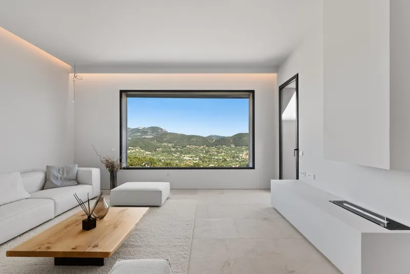 Modern chalet with panoramic views and holiday rental licence — photo 10