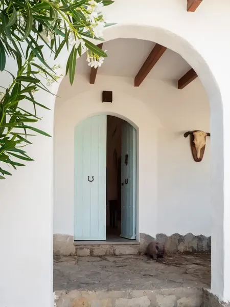 In the cozy village of Betlem, situated at the foot of the mountain and a stone's throw from the sea, this house is for sale. — photo 7