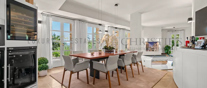 Villa in Cala Vinyes with pool and sea views — photo 6