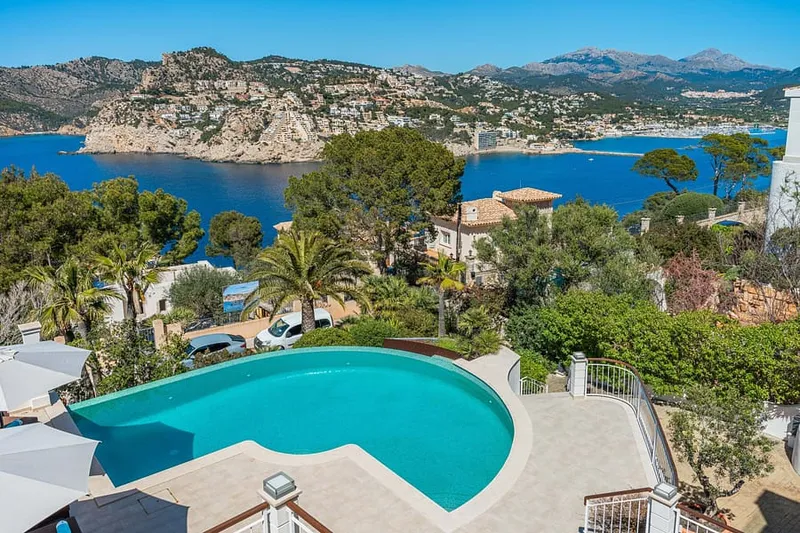 Mallorcan-style villa with breathtaking sea and harbor views — photo 1