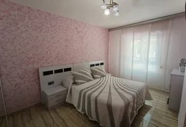 Apartment for sale on Calle Reis Católico with 4 bedrooms and a large private terrace — photo 6