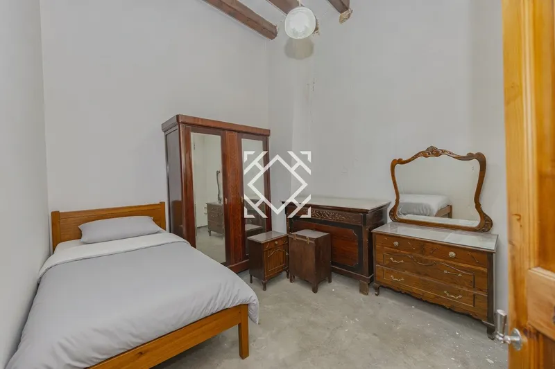 Charming Townhouse for Sale in the Old Town of Pollença with Great Renovation Potential and Panoramic Views — photo 7
