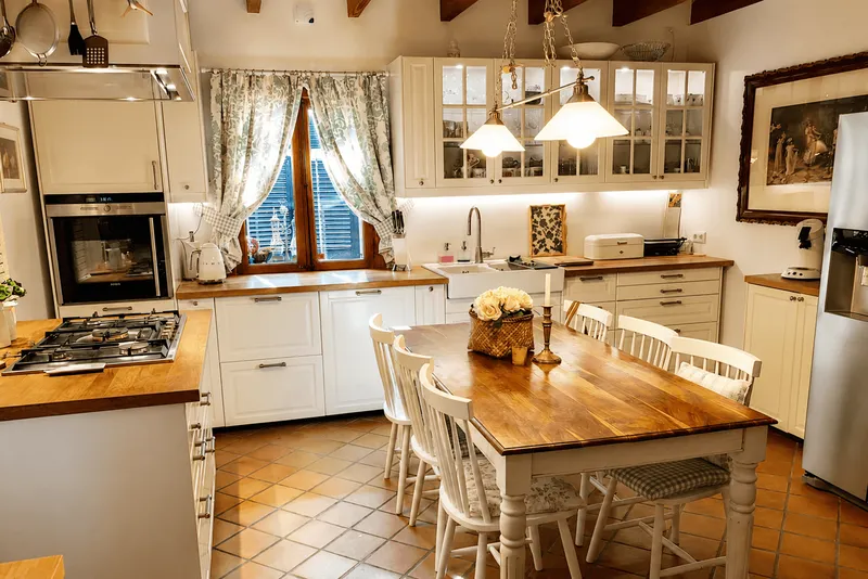 Spacious finca with 6 bedrooms, large garden, pool and generous cellar — photo 8
