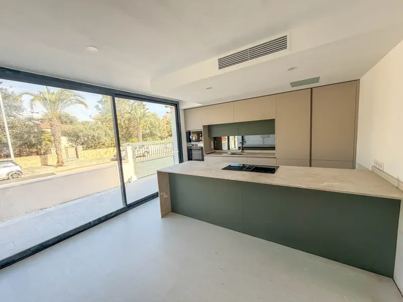 Exclusive first occupancy near the beach: two luxurious newly built semi-detached houses with private pool in Playa de Muro — photo 12