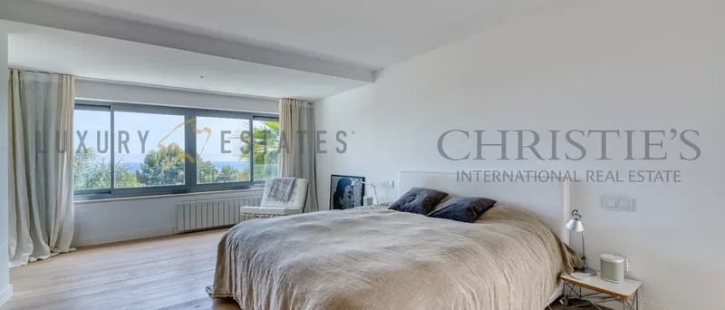 Refurbished villa in Costa den Blanes with sea views — photo 11