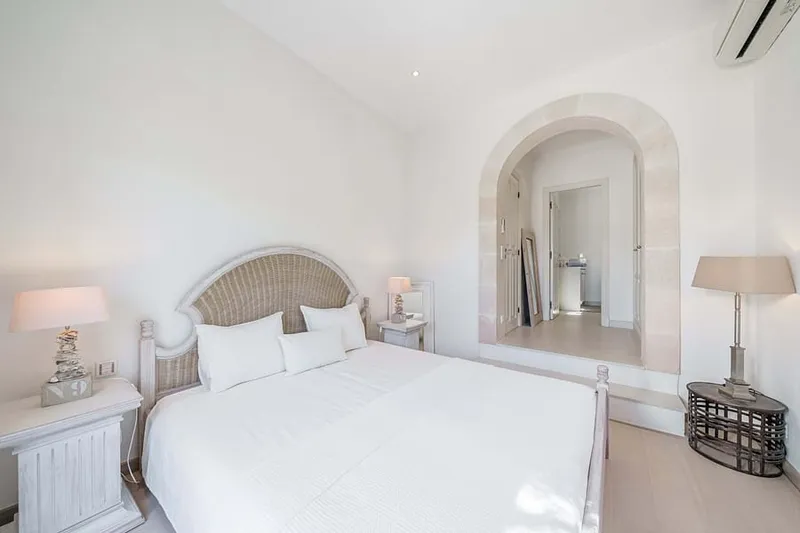 Mallorcan-style villa with breathtaking sea and harbor views — photo 12