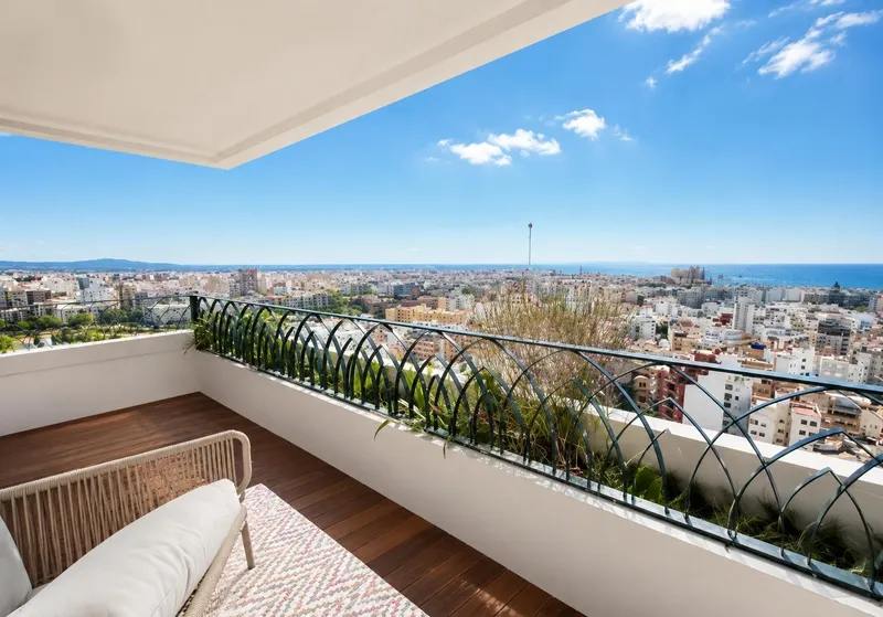 Exclusive property in the center of Palma with panoramic views of the entire bay of Mallorca — photo 1