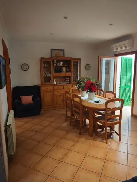 This beautiful house located in Pollença, ready to move in, is in a quiet and easily accessible area. The property consists of — photo 4