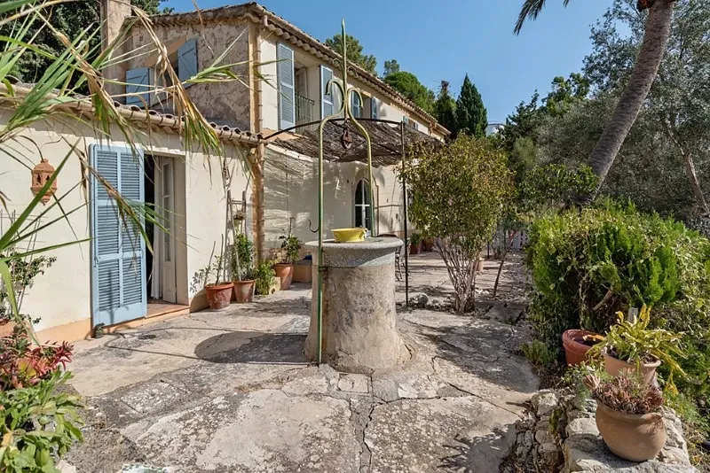 Mediterranean-style country house in Galilea with sea views, spacious terraces and natural stone walls — photo 1