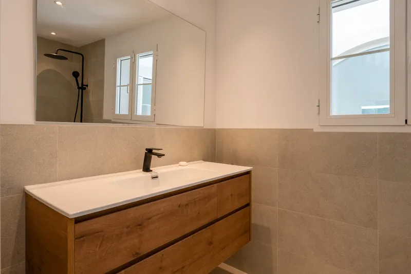 Renovated Mediterranean villa in sought-after villa urbanization — photo 12