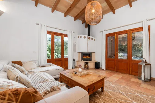 Santanyi, Mediterranean Villa in Cap des Moro with Pool and Charming Garden near Mondragó Natural Park — photo 1