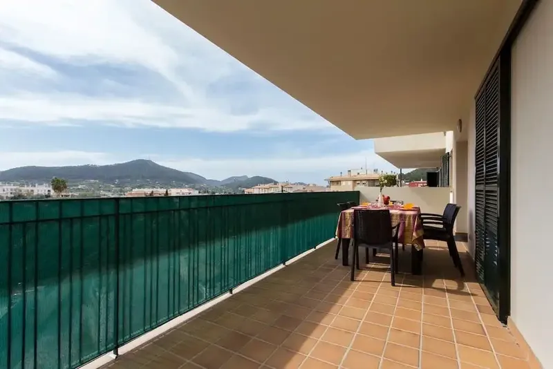Discover the opportunity to live in this charming flat in Andratx, perfect for those seeking comfort and views — photo 2
