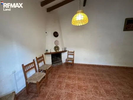 Single family house - Petra, Built Surface 301m², 2 Bedrooms, 2 Bathrooms, 20 Distance to the sea. — photo 9