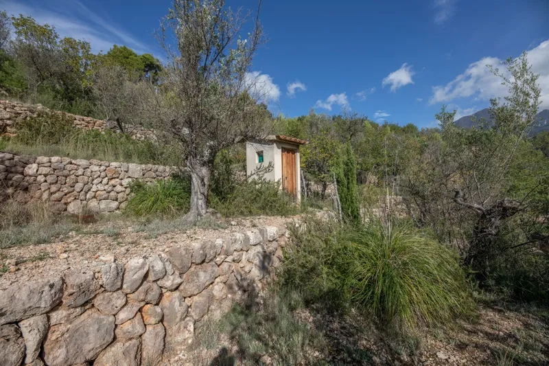 Two mountain cottages with car access in Fornalutx — photo 7