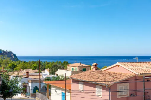 Banyalbufar, Exquisite villa with sea views and pool in Port des Canonge, just a few steps from the beach — photo 9