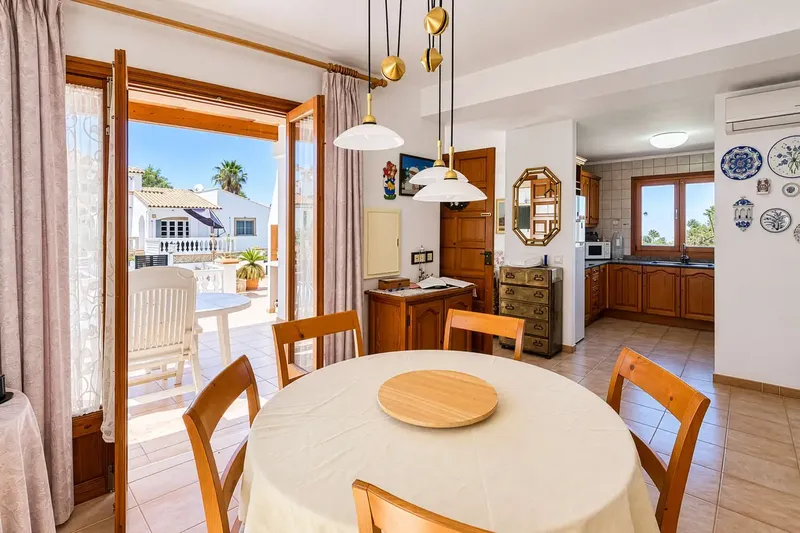 En una preciosa, tranquila y protegida zona residencial de la pequeña localidad costera de Son Serra de Marina se encuentra esta encantadora — photo 5