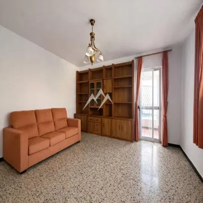 4-bedroom apartment in Molinar — photo 1